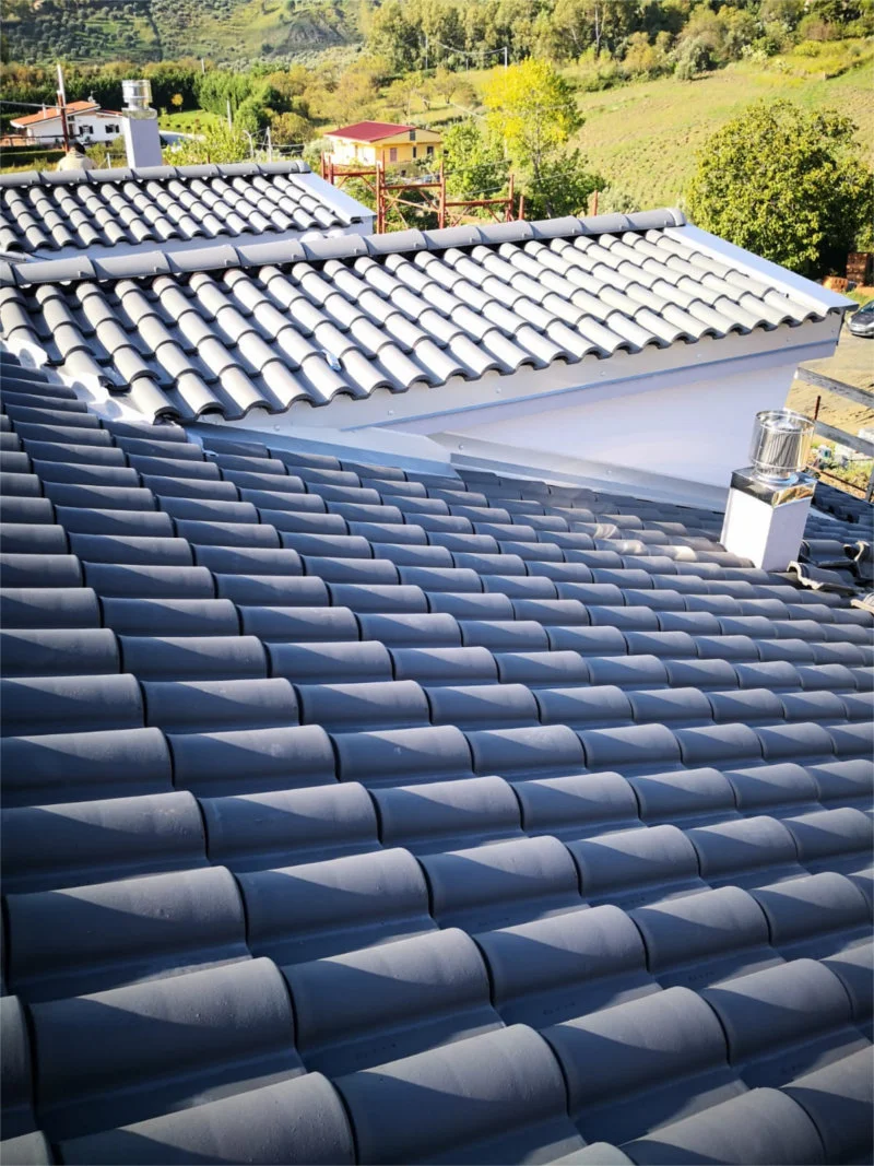 Dachówka betonowa — precyzyjne obróbki komina Bydgoszcz